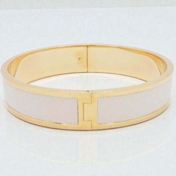 Brand new Tory Burch white and gold  Kira Enamel bracelet - Picture 2 of 3